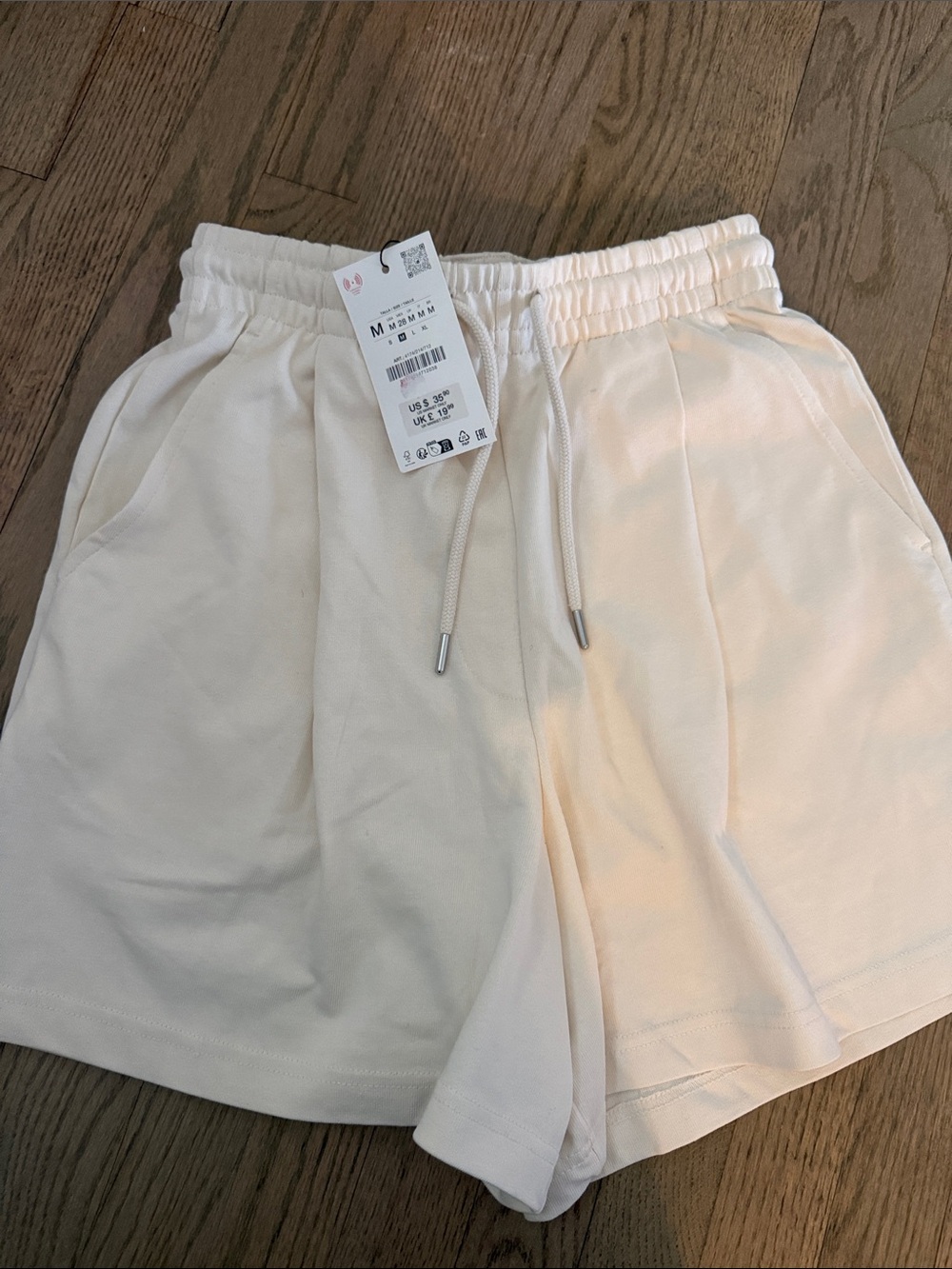 New Zara shorts - Picture 1 of 2